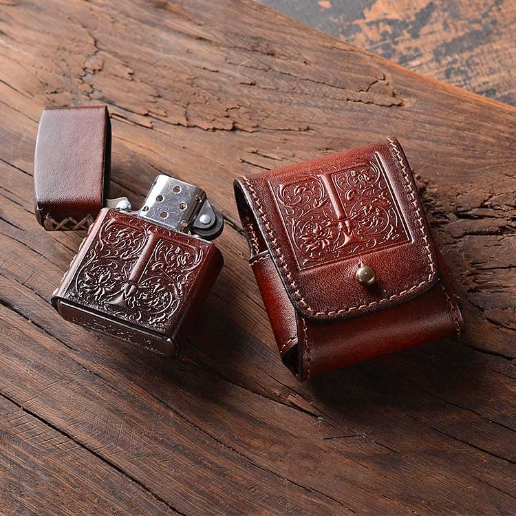 Зажигалка Zippo с поясным чехлом