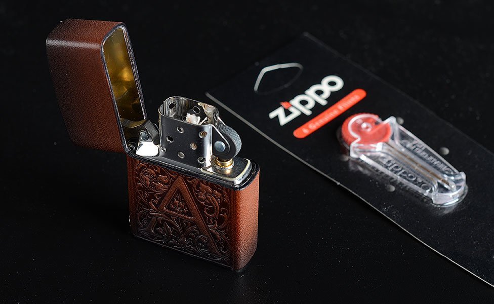 Замена кремня в зажигалке Zippo